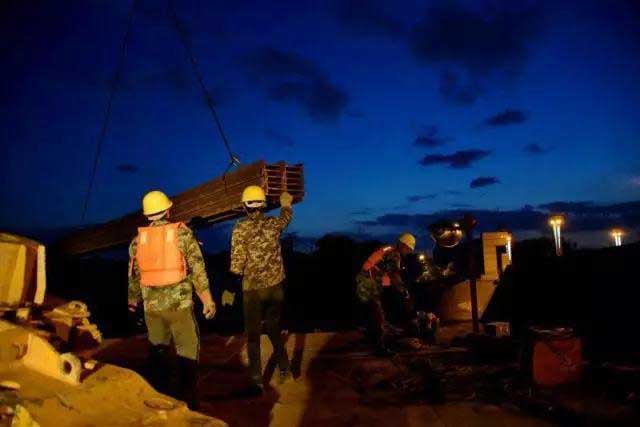 施工現場2.jpg 施工現場2.jpg